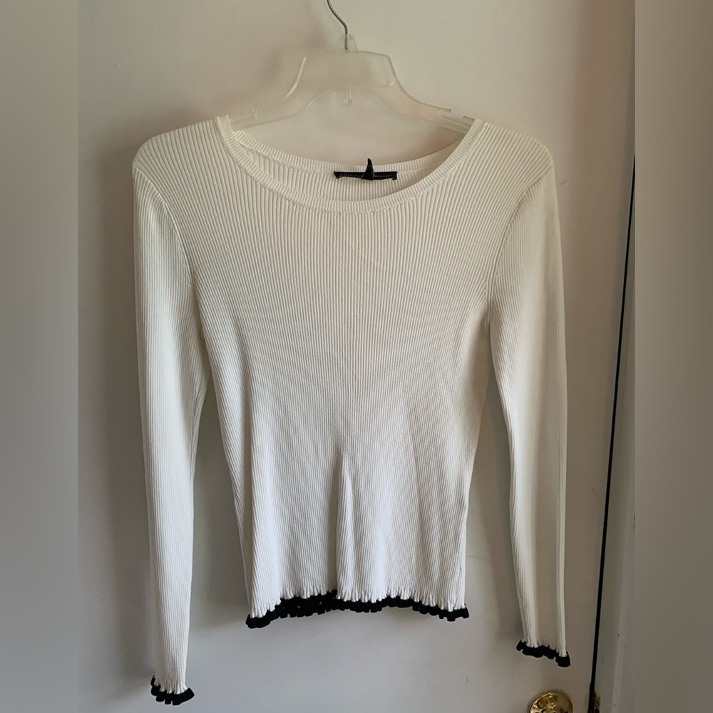 Women’s White House, Black market sweater